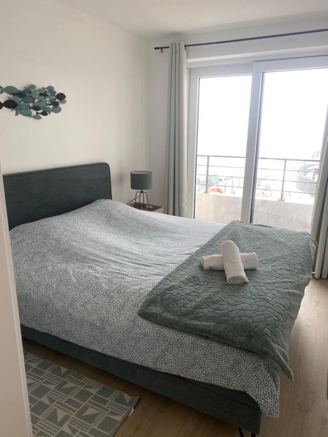 Lichtrijk 2-Slaapkamerappartement Met Zeezicht En Gratis Parking Oostende Exteriör bild